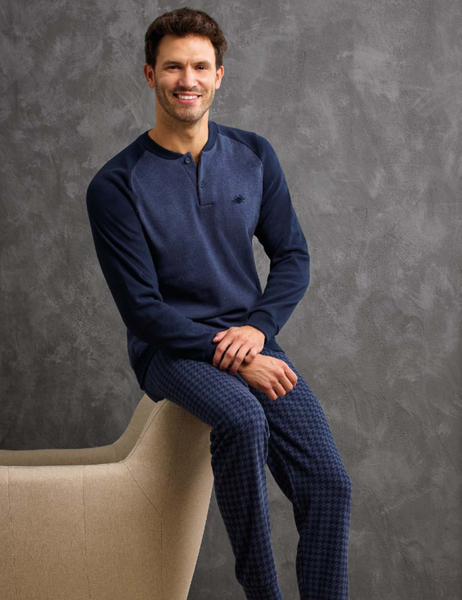 PAJAMAS FOR EVERYBODY