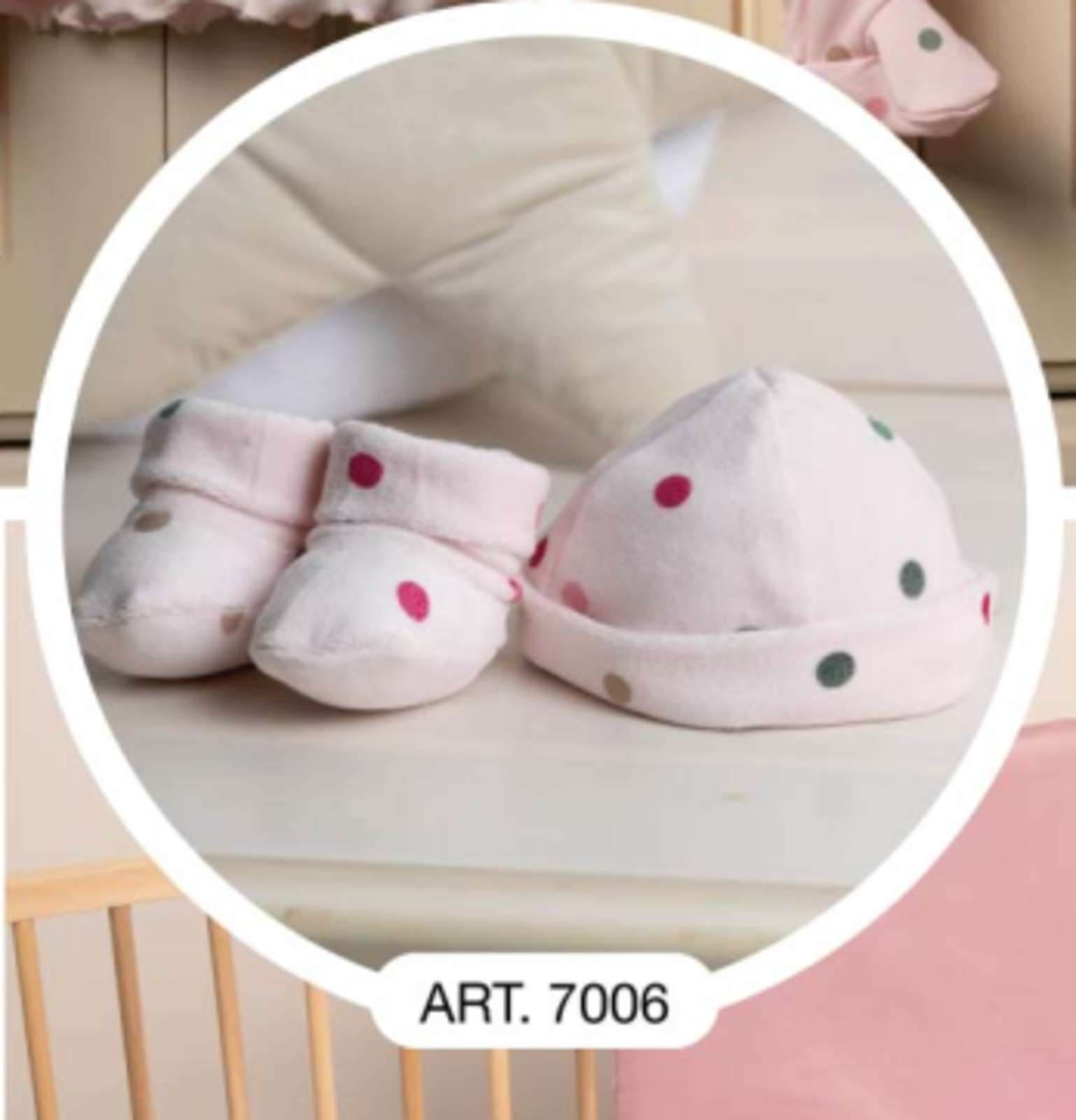 CAPPELINO+SCARPETTE NEONATA 7006 Tellini S.r.l. Wholesale Clothing